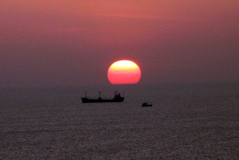 Khoảnh khắc ngoài khơi khoanh khac ngoai khoi