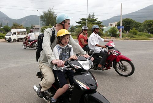 Khách du lịch tự khám phá Côn Đảo khach du lich tu kham pha con dao