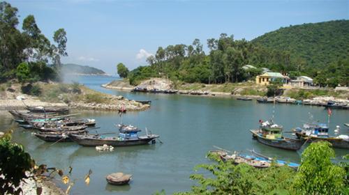 Âu thuyền ở Cù Lao Chàm au thuyen o cu lao cham