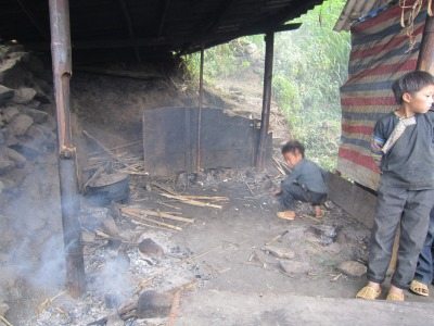 Thay nhau nấu cơm thay nhau nau com