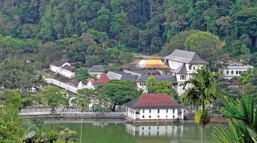 Toàn cảnh chùa Răng Phật toan canh chua rang phat
