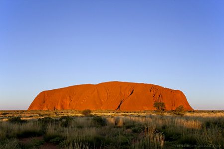 Núi đá Uluru nui da uluru