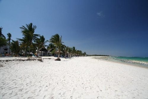 du lich chau phi den diani, kenya tam bien, nhay du