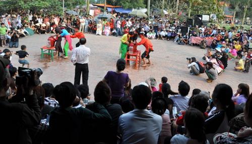 Tham dự lễ hội kén rể khi du lịch Hà Nội tham du le hoi ken re khi du lich ha noi