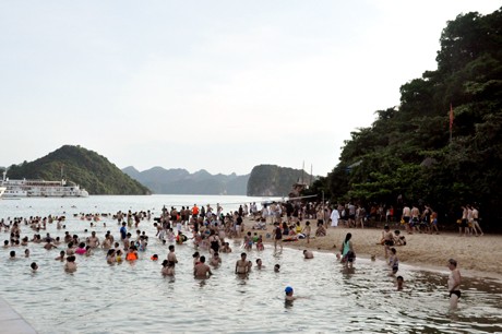 Bãi Ti Tốp du lich vinh ha long tam bien ti top