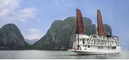 Du thuyền Hạ Long du thuyen ha long thu hut khach du lich