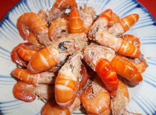 Tép nghệ rang tep nghe rang la mon an quen thuoc cua nguoi dan vung song nuoc