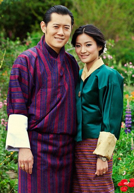 Trang phục Bhutan trang phuc cua nhung nguoi trong hoang gia
