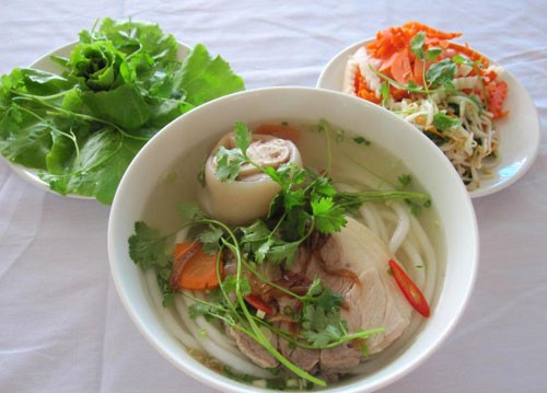 Bánh Canh ve tay ninh thuong thuc mon banh canh trang bang