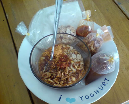 Bánh tráng me banh trang me ngon o tay ninh