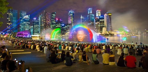 Nhieu hoat dong van hoa da sac mau