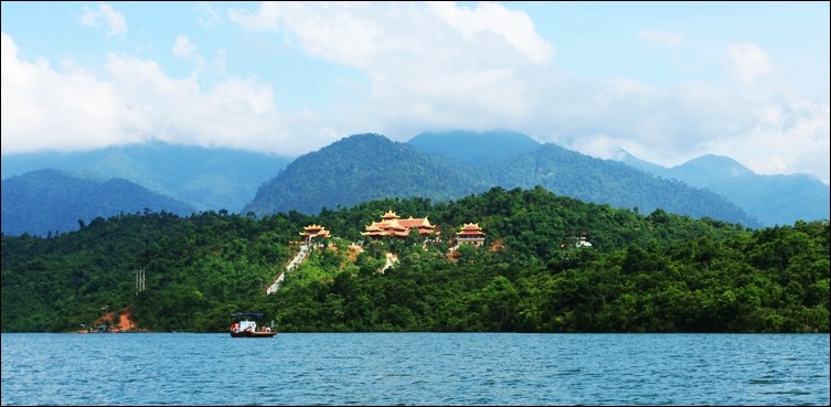 Thien vien Truc Lam Bach Ma