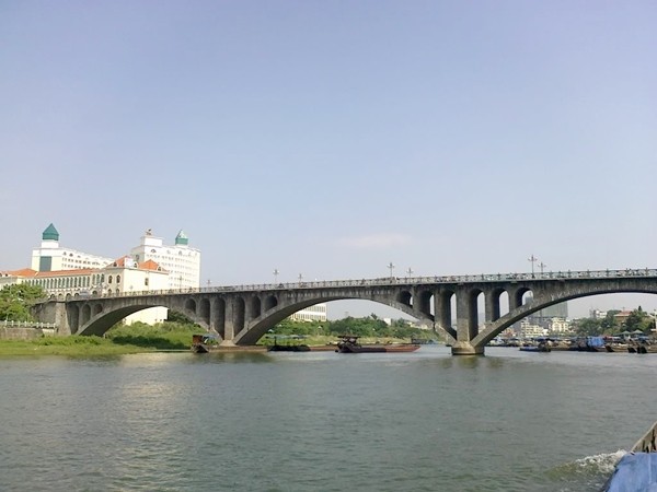 Cau Ka Long o Mong Cai