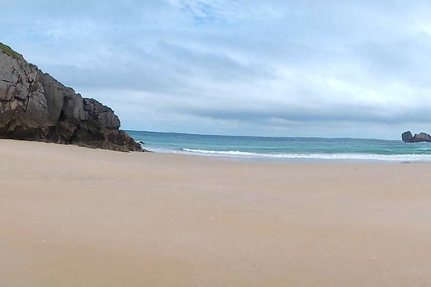Du lịch biển Playa de Poo Du lich bien Playa de Poo
