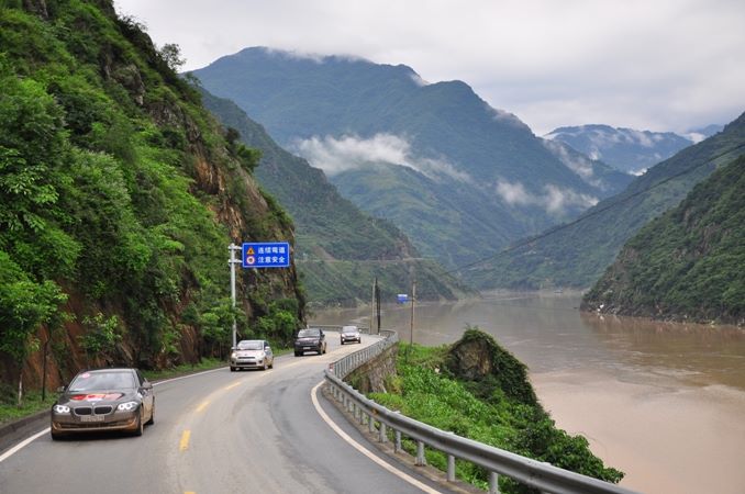 Tham gia caravan nước ngoài Tham gia caravan nuoc ngoai