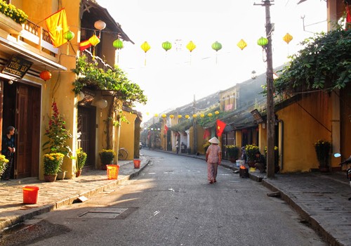 Khung canh pho co binh yen