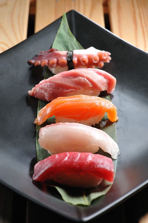 Mon sushi cua Nhat Ban
