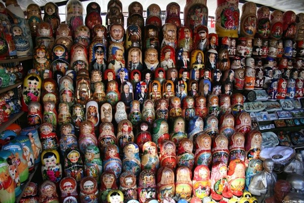 Quay luu niem tren pho co Arbat