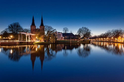 Vẻ đẹp cổ kính của tòa Delft Ve dep co kinh cua toa Delft