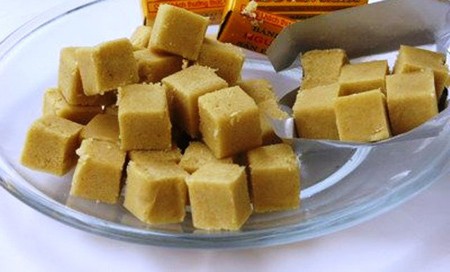 Banh dau xanh Hai Duong