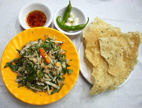 Đặc sản gỏi mít non Dac san goi mit non