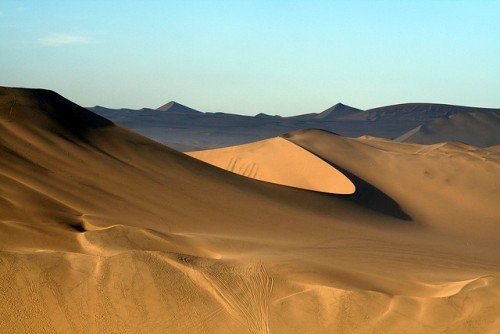 Ngôi làng Huacachina Ngoi lang Huacachina