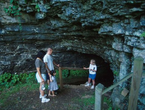 Du lich hang Bell Witch