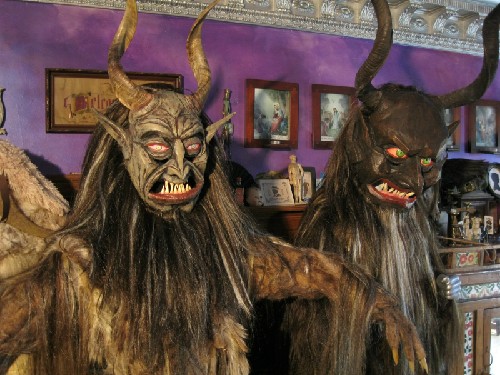 Lễ hội Krampusfest Du lich tham gia le hoi Krampusfest