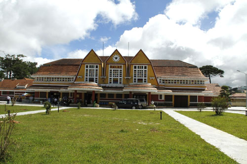 Nhà ga Đà Lạt Nha ga Da Lat
