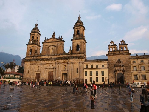 Nhà thờ trung tâm Bogota Nha tho trung tam Bogota