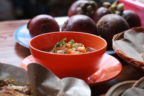 Suất canh ăn kèm món Babi guiling Suat canh en kem mon Babi guiling