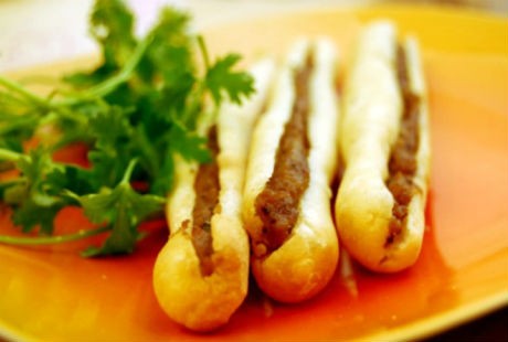 Bánh mì cay nhân pate Banh mi cay nhan pate