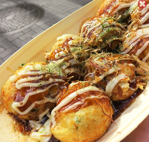 Món bánh Takoyaki hấp dẫn Mon banh Takoyaki hap dan