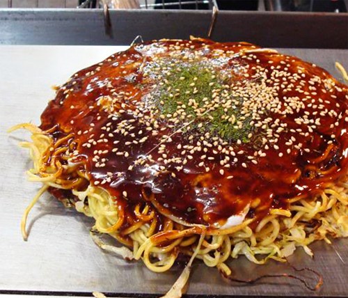 Món bánh xèo ở Hiroshima Mon banh xeo o Hiroshima