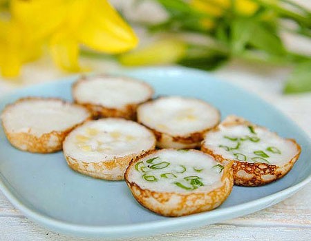 Bánh dừa Khanom krok Banh dua Khanom krok - Du lịch Nam Phuong