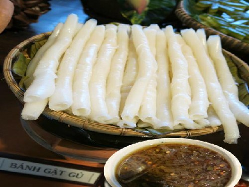 Bánh gật gù Quảng Ninh Banh gat gu Quang Ninh - Du lịch Nam Phuong