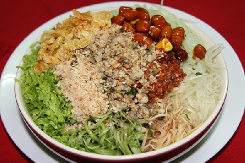 Đặc sản bún hến ở Huế Dac san bun hen o Hue - Du lịch Nam Phuong