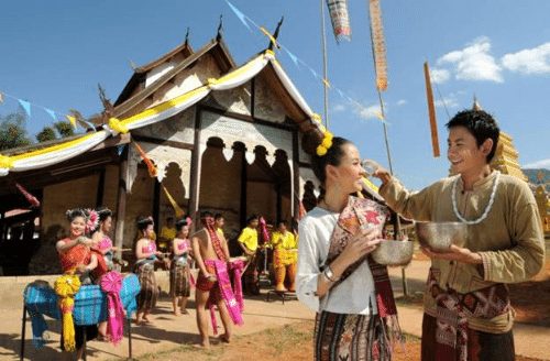 Du lịch tham gia lễ hội Songkran Du lich tham gia le hoi Songkran