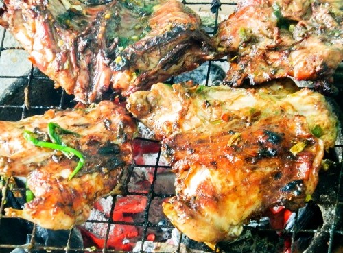 Thit chuot nuong - Du lịch Nam Phuong