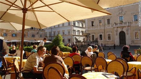 Tiệm cafe ở thành Rome Tiem cafe o thang Rome