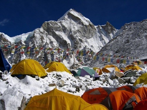 Du lịch trên đỉnh Everest Du lịch tren dinh Everest