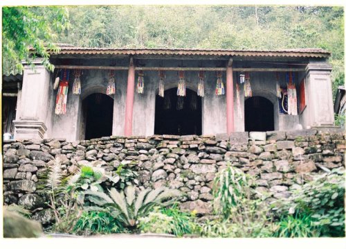 Kham pha Tay Yen Tu