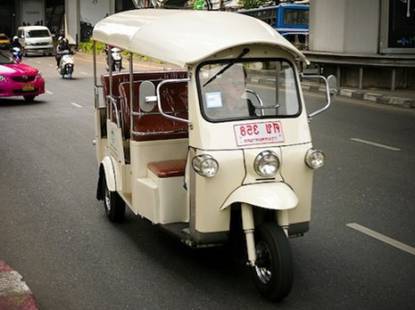 Xe Tuk-tuk ở Thái Lan Xe Tuk-tuk o Thai Lan