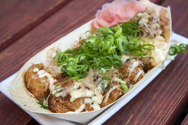 Mon banh Takoyaki