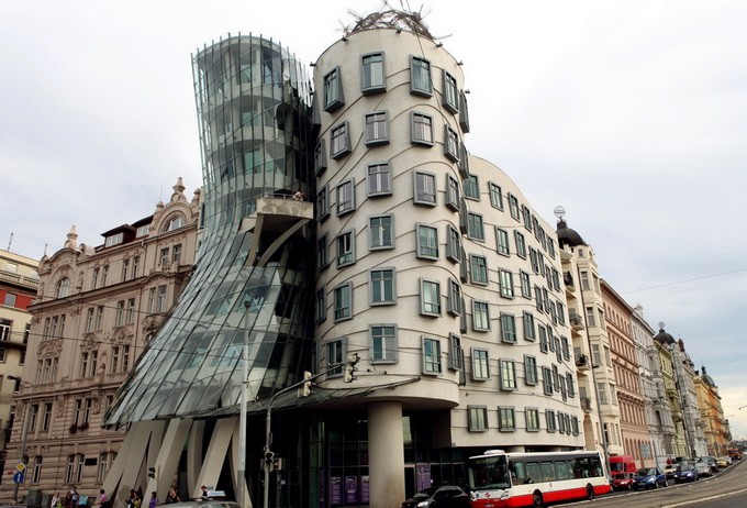 Dancing House