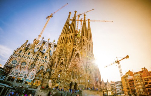 Nha tho Sagrada Familia