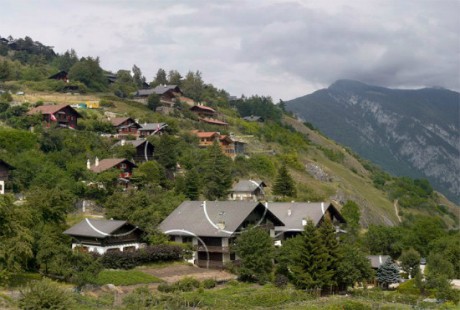 Nhung manh ghep tren ngoi nha