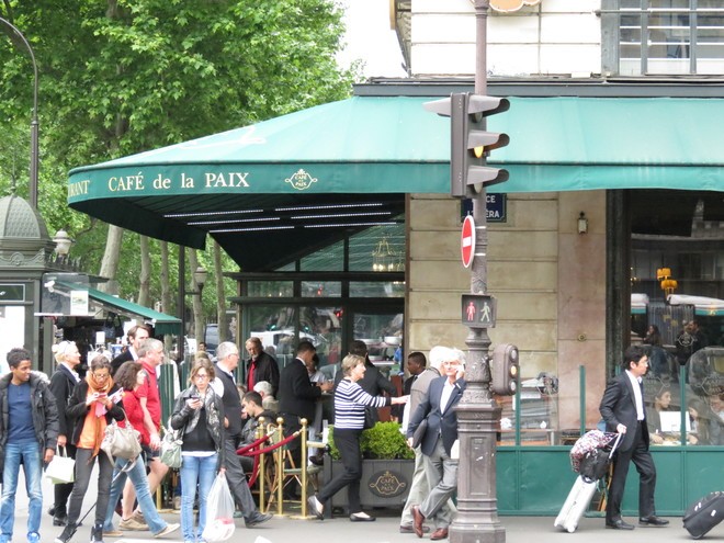 Quan ca phe Cafe de la Paix