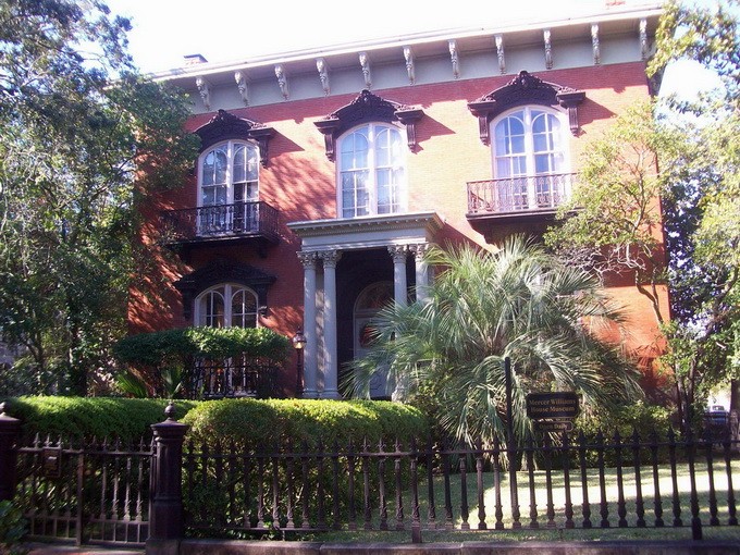 Mercer-Williams House