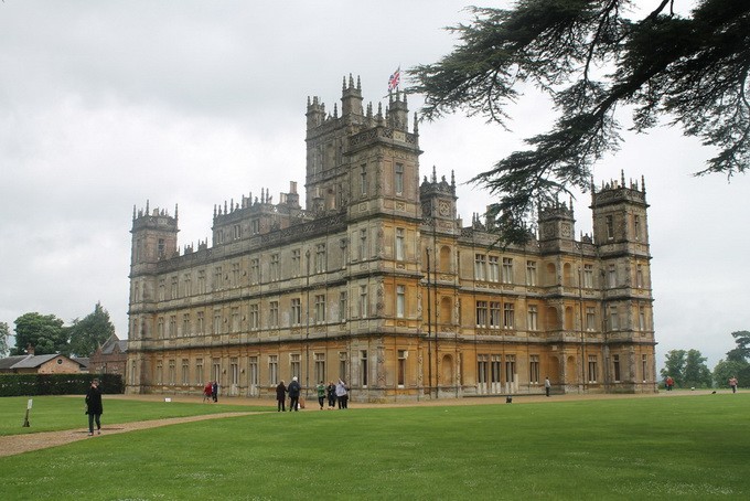Tham quan lau dai Highclere